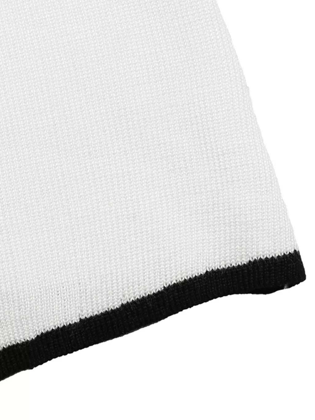 Contrast Trim Button Decor Knit Top