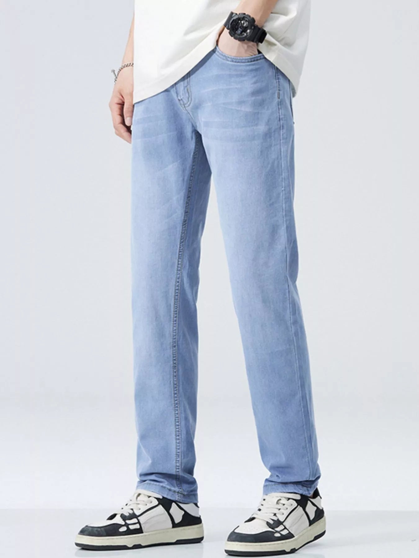 Men's Classic Straight Fit Jeans
