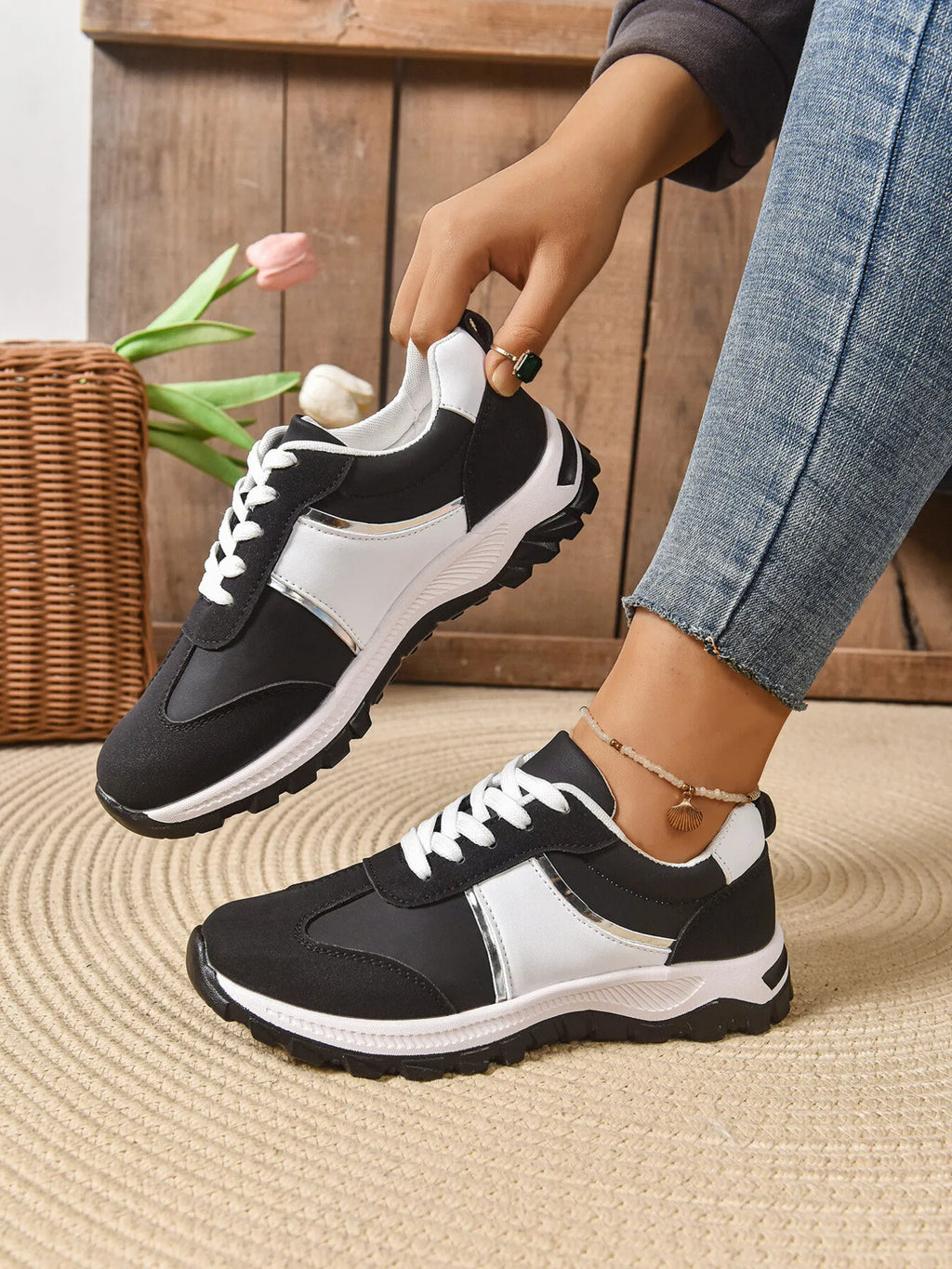 Contrast Lace Up Sneakers