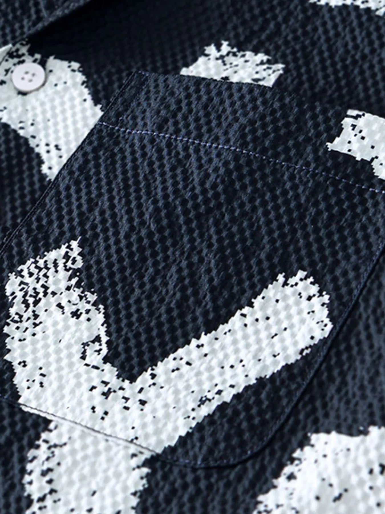 Men's Printed Button Up Short Sleeve Shirt