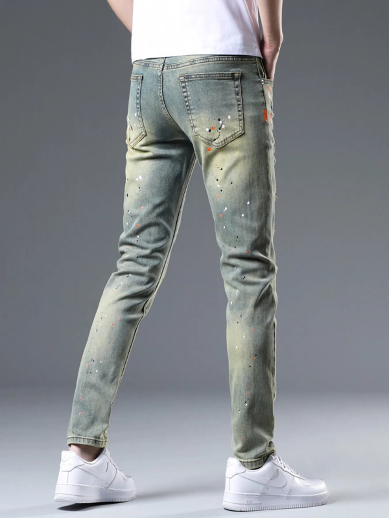 Men's Distressed Slim Fit Jeans