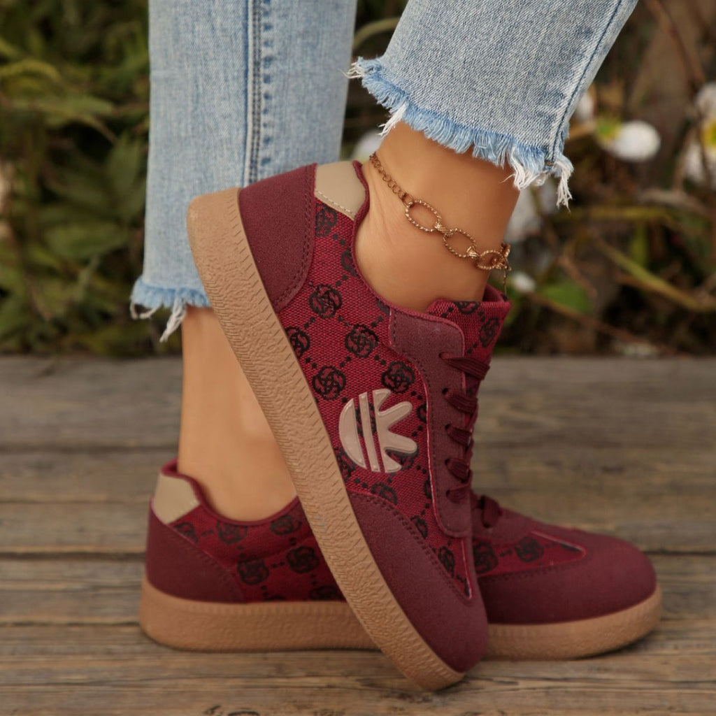 Round Toe Lace Up Sneakers