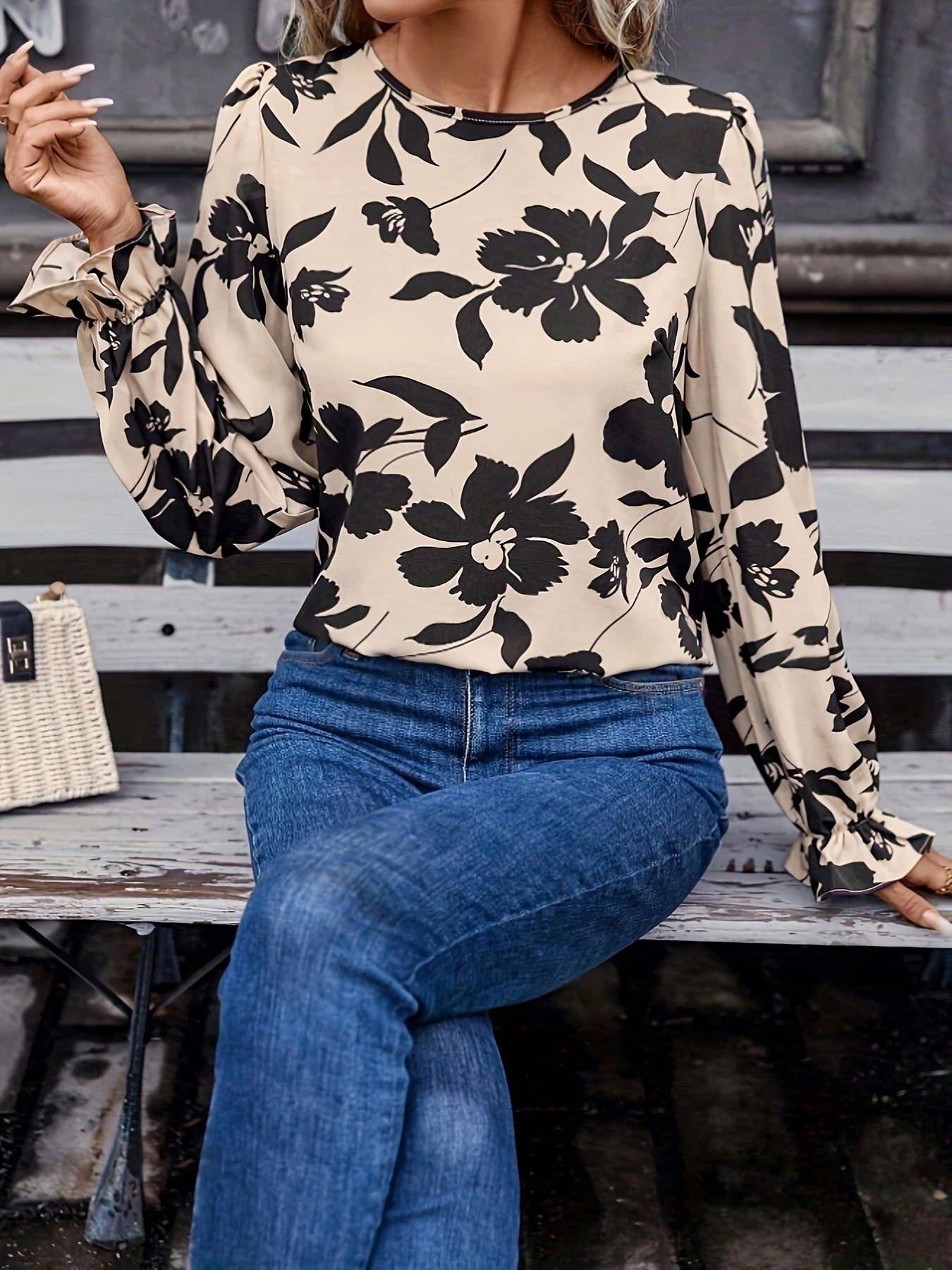 Floral Print Bow Back Blouse