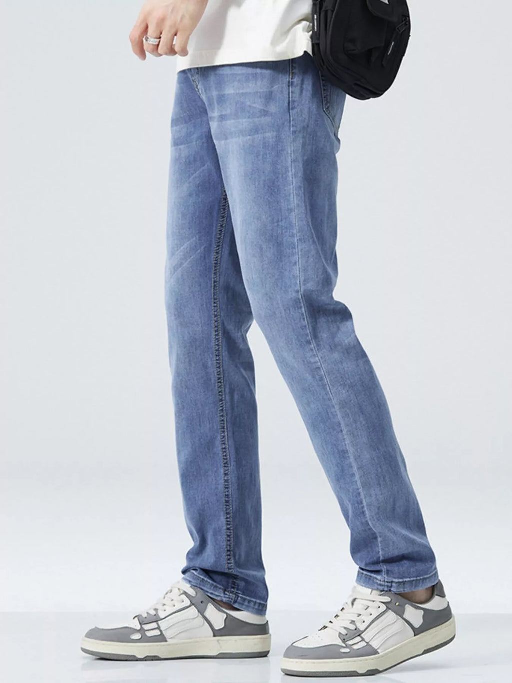 Men's Classic Straight Fit Jeans