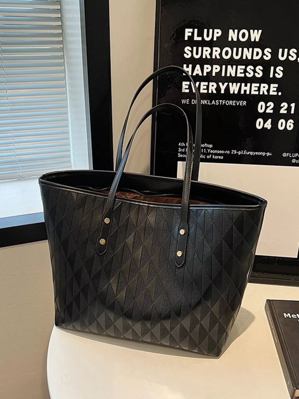 Large Capacity Shoulder Bag
