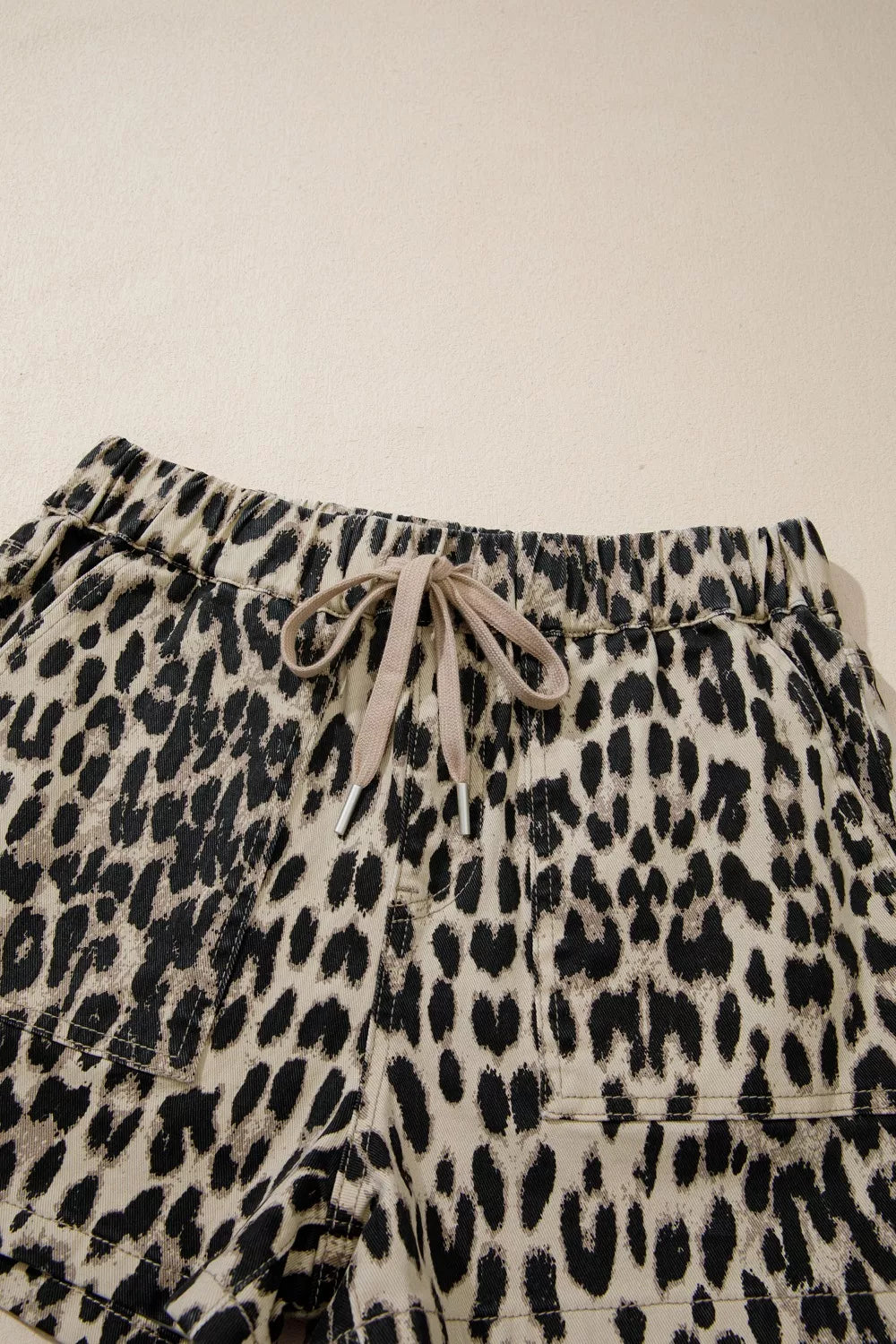 Leopard Print Lace-up Elastic Waistband Mid Rise Denim Shorts