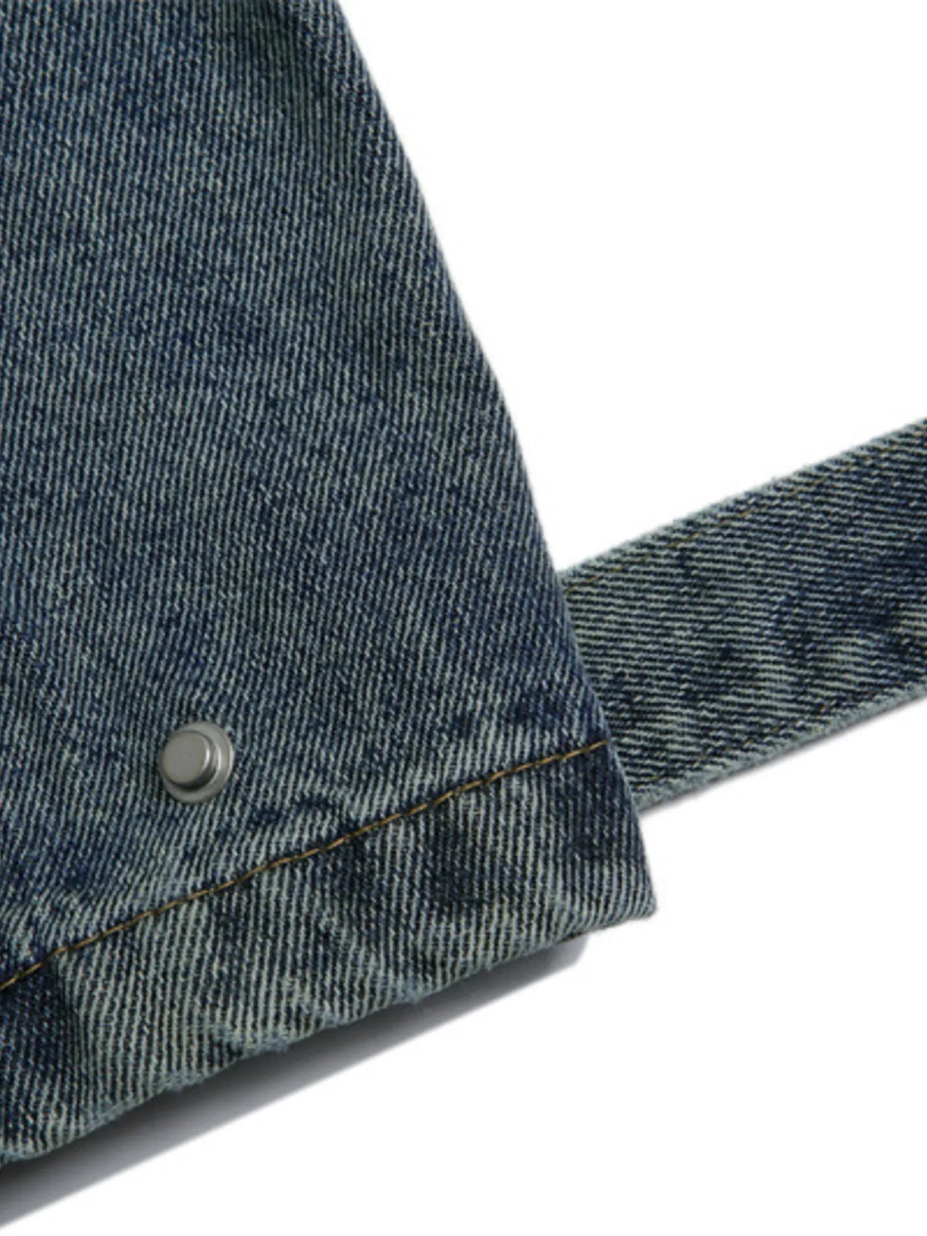 Men's Wide Leg Cargo Jeans