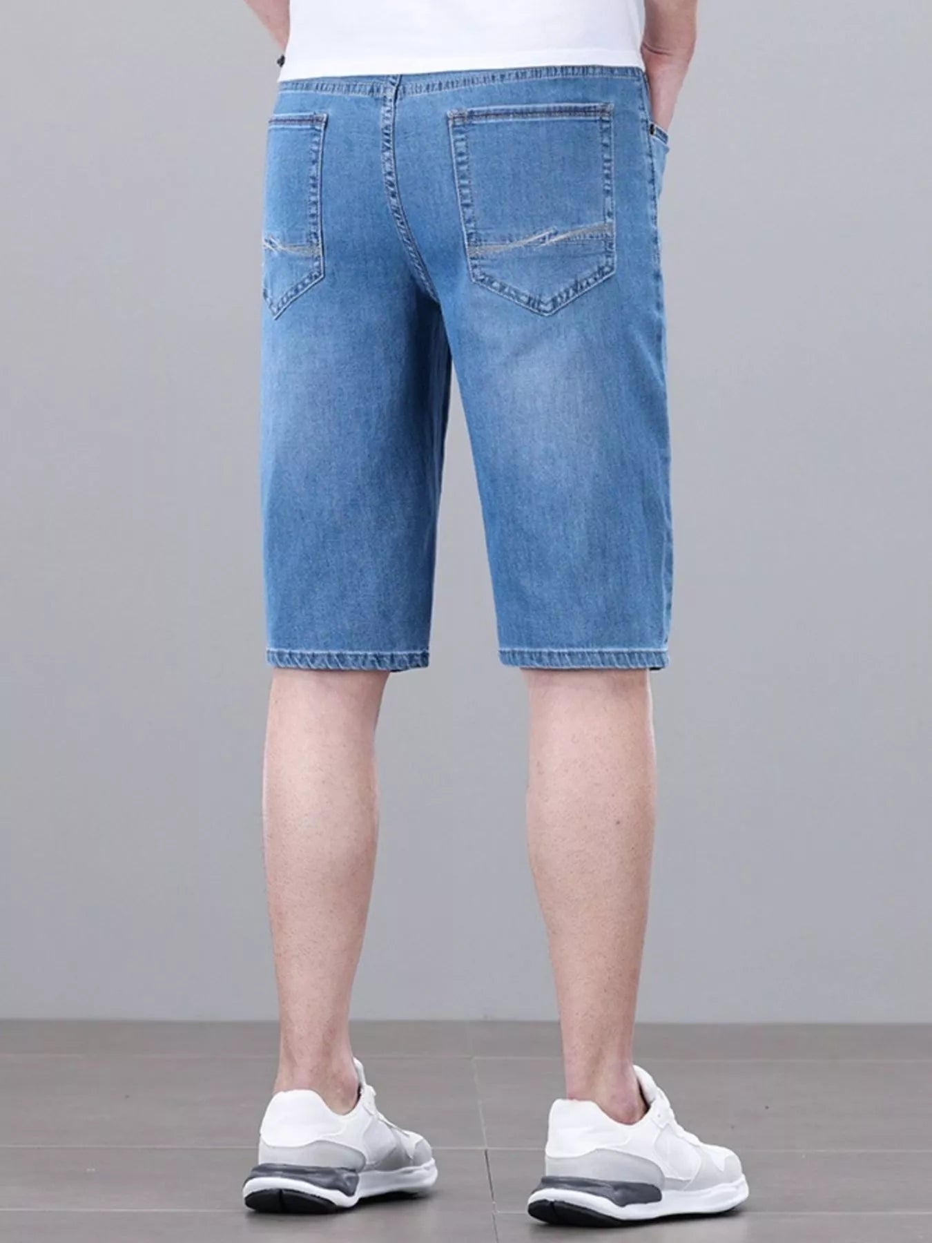 Men's Loose Fit Denim Shorts