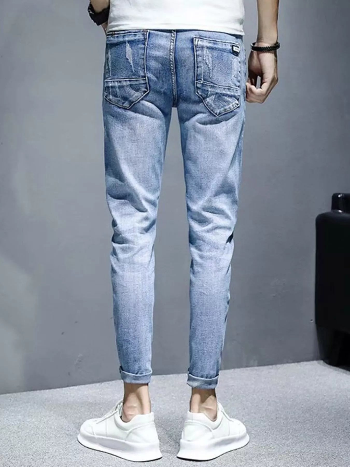 Men's Washed Slim Fit Jeans