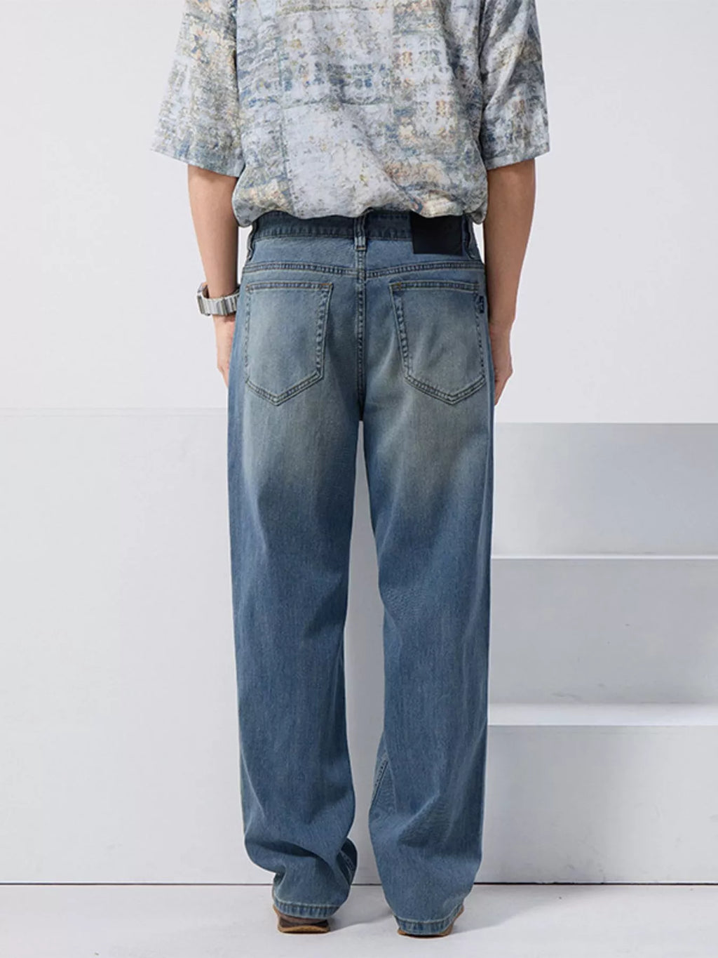 Men's Vintage Wash Loose Fit Jeans