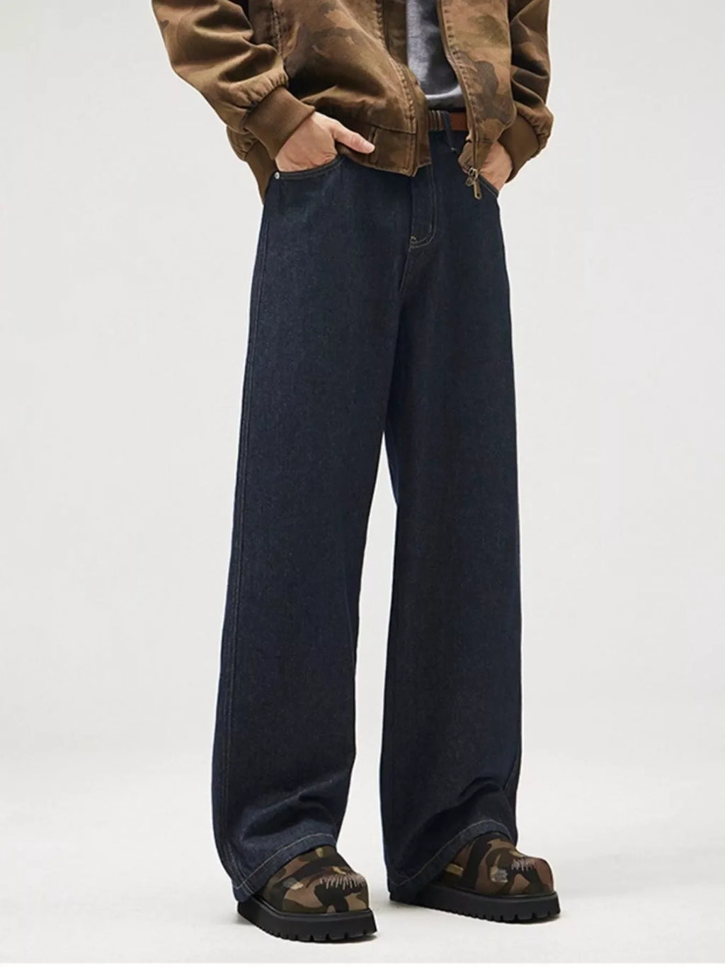 Men's Wide Leg Jeans