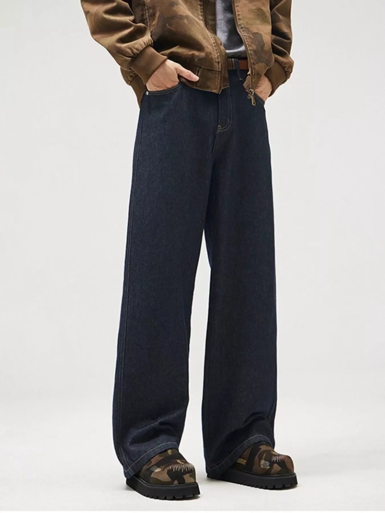 Men's Wide Leg Jeans