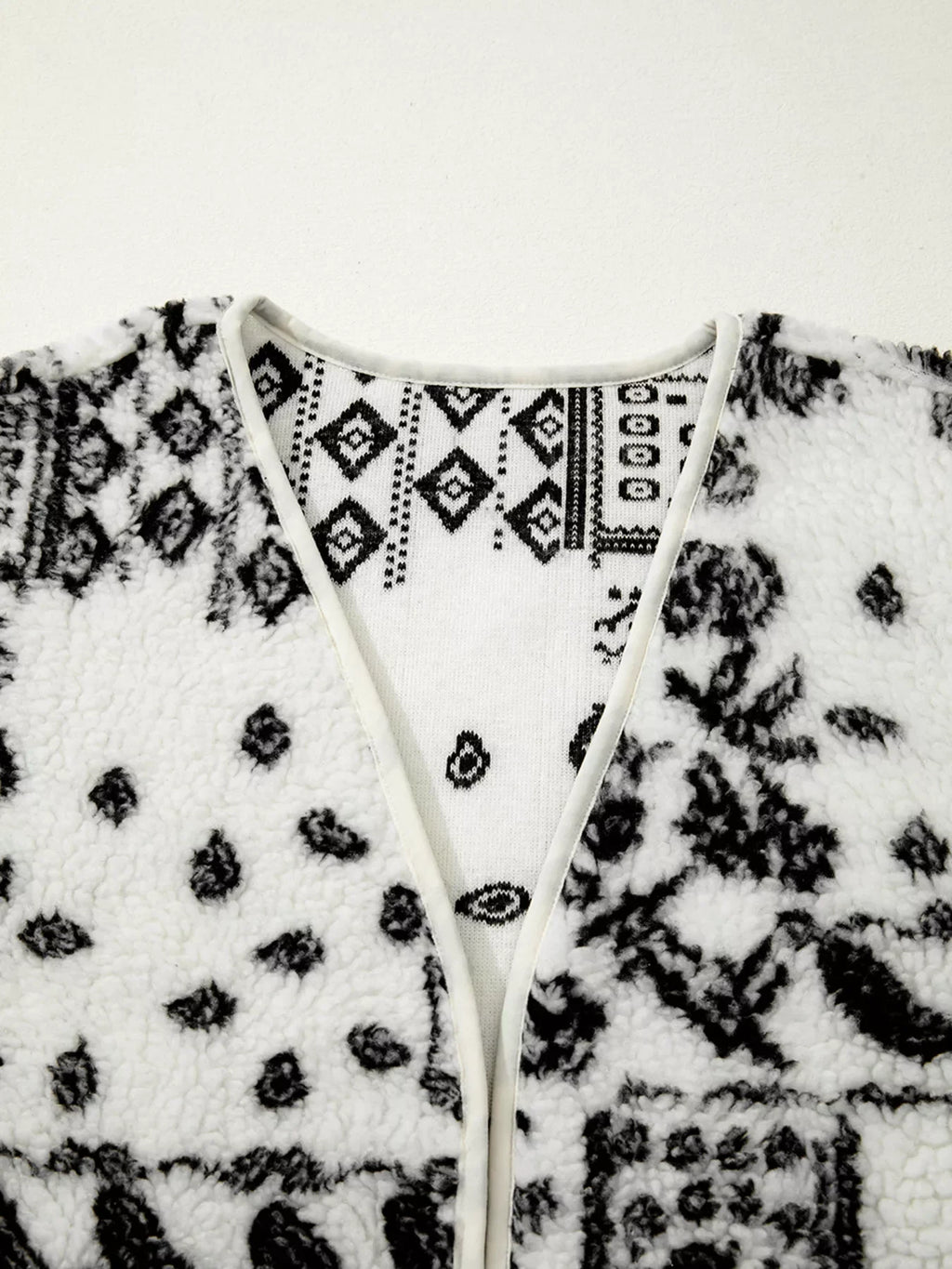 Sherpa Paisley Print Pocketed Western Fashion Vest Jacket