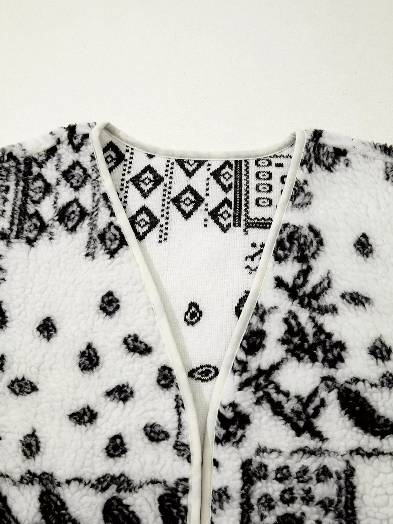 Sherpa Paisley Print Pocketed Western Fashion Vest Jacket