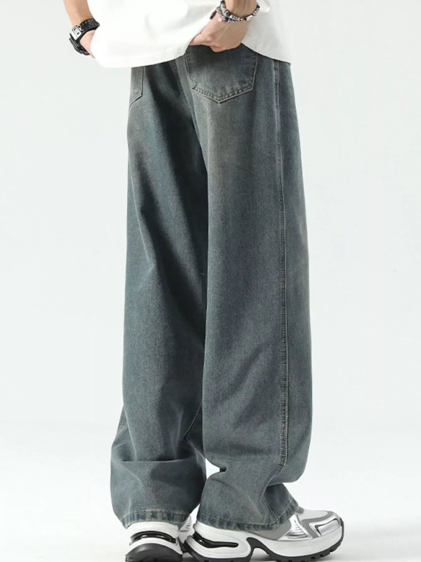 Men's Full Size Vintage Wash Wide Leg Jeans Plus Size