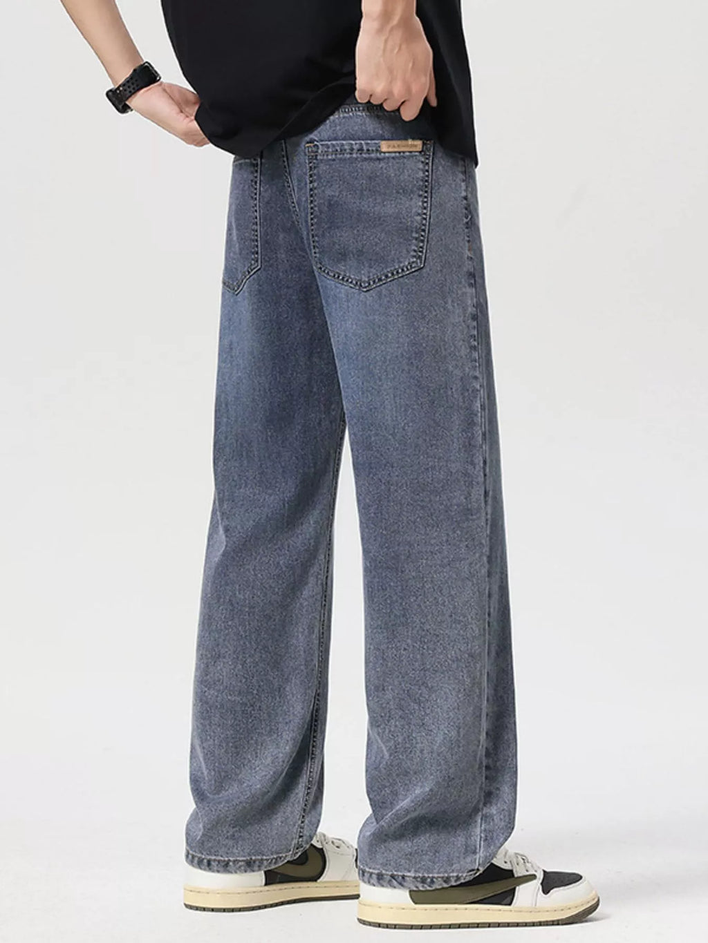 Men's Loose Fit Wash Jeans