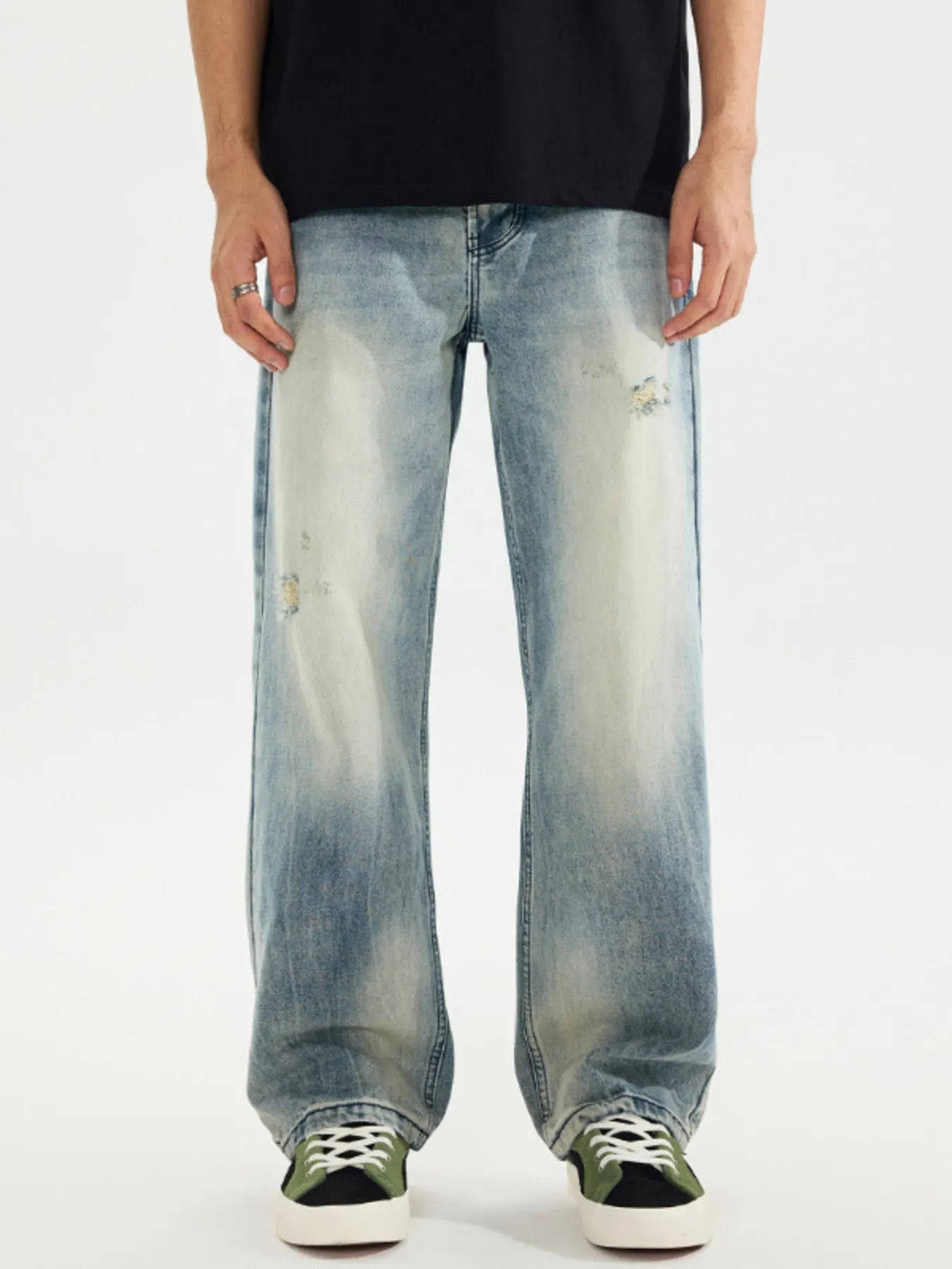 Men's Distressed Vintage Wash Loose Fit Jeans
