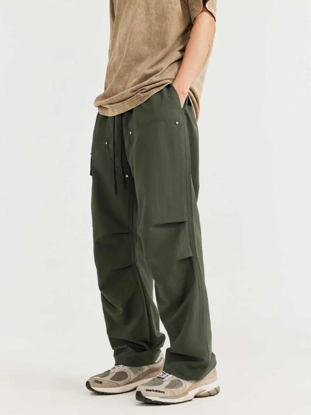 Men's Wide Leg Cargo Pants