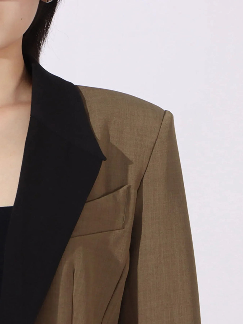 Contrast Lapel Collar Long Sleeve Blazer