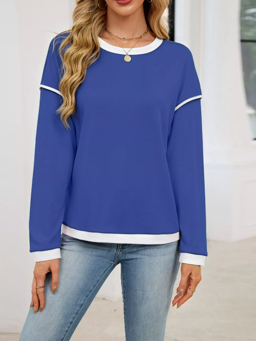Contrast Trim Long Sleeve Sweatshirt