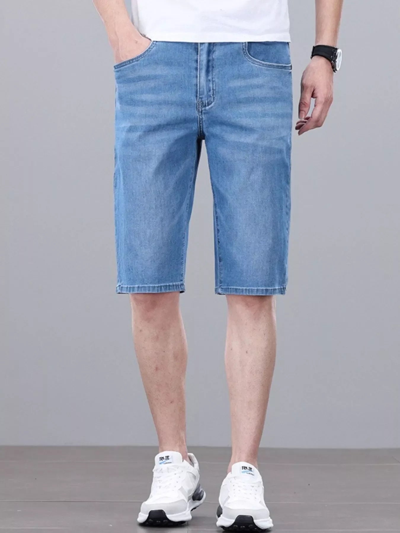 Men's Loose Fit Denim Shorts