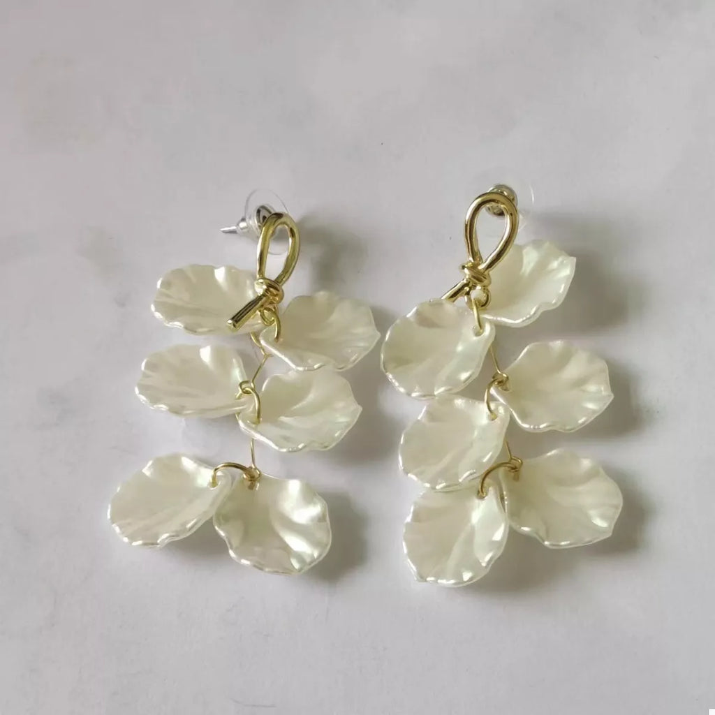Shell Shape Drop Earrings