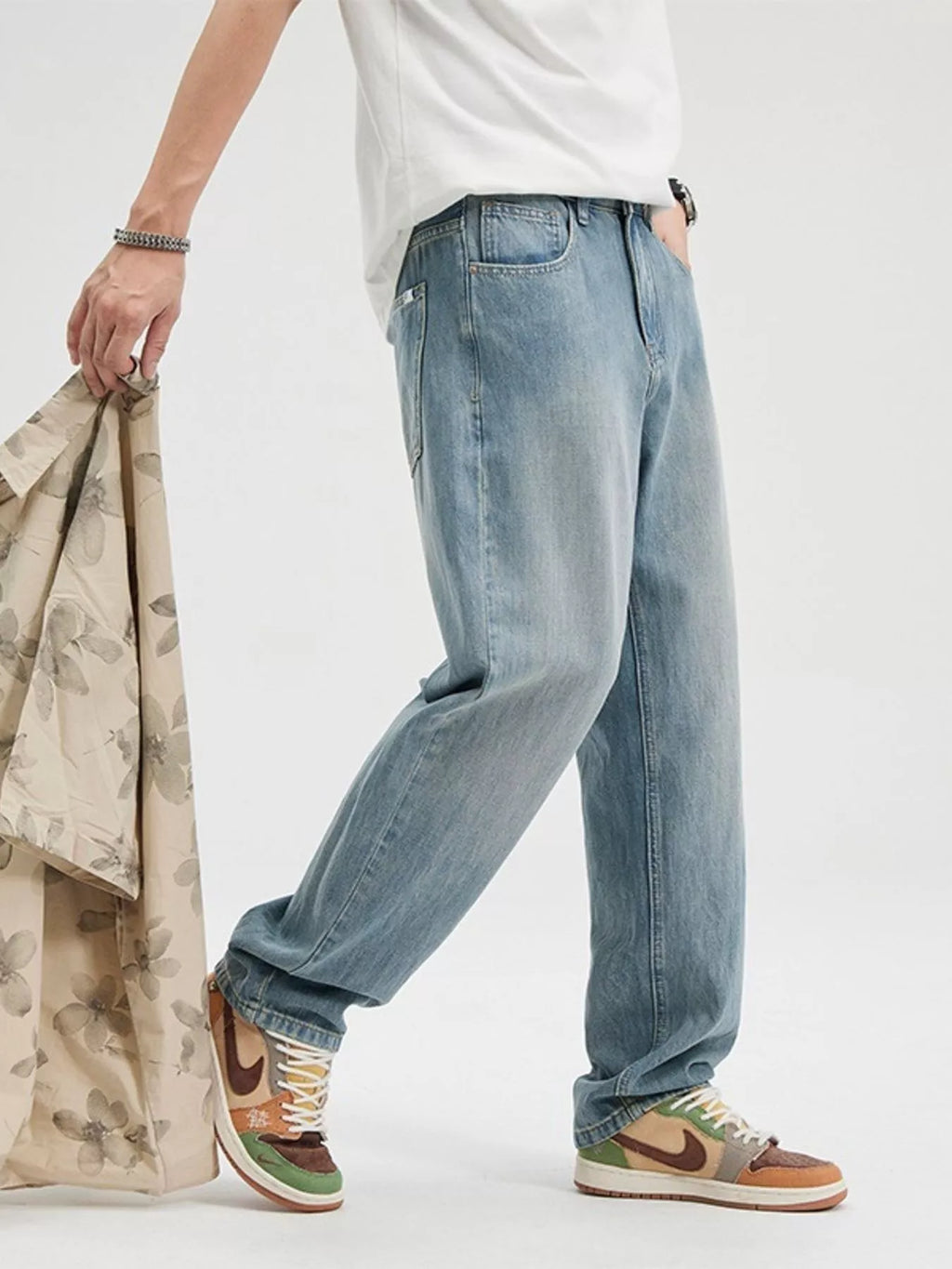 Men's Wash Relaxed Fit Jeans