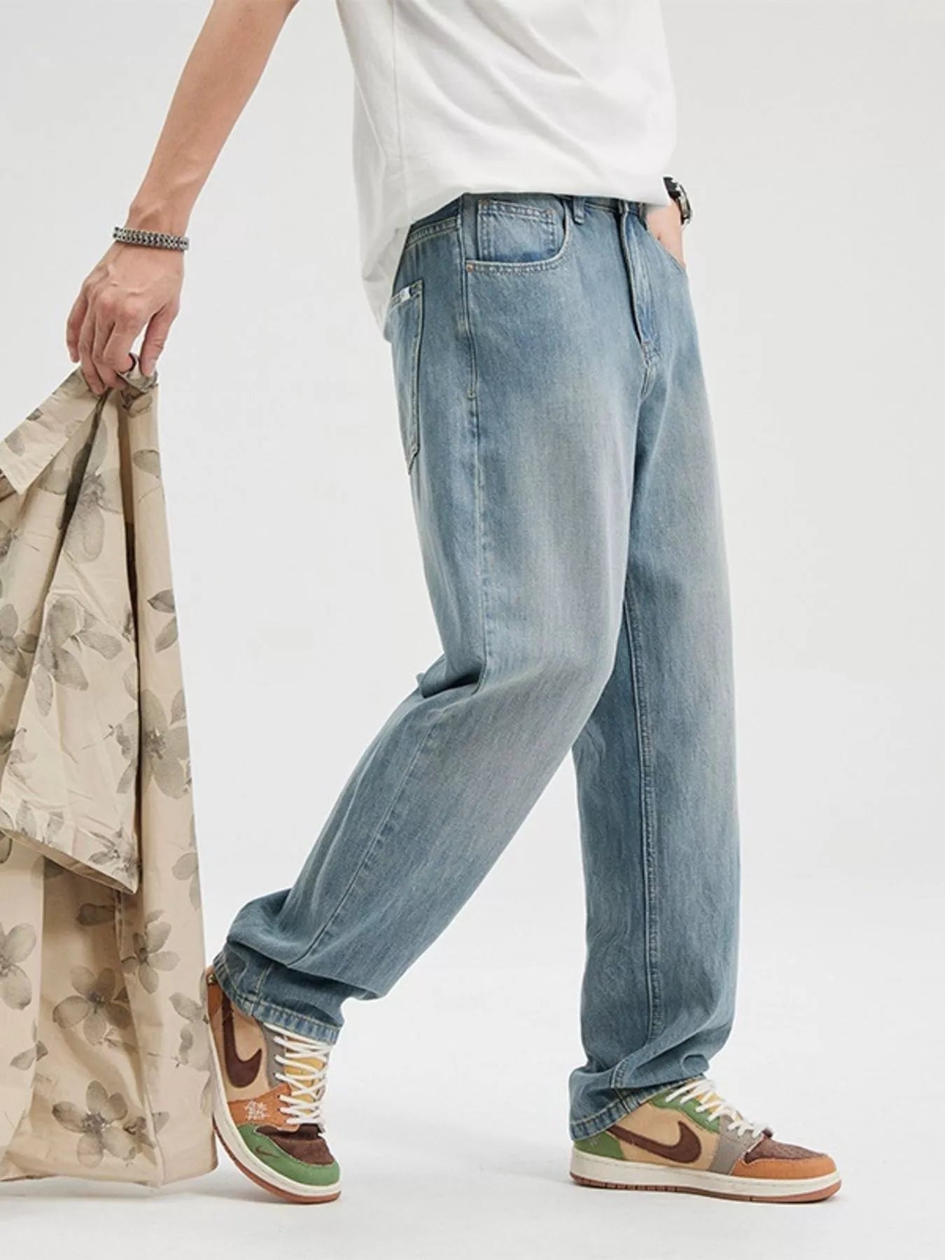 Men's Wash Relaxed Fit Jeans