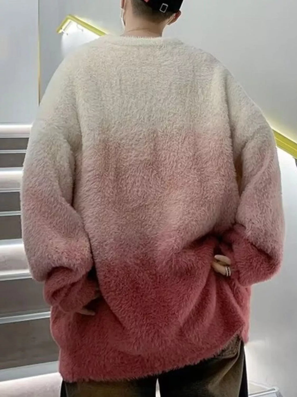 Men's Gradient Fuzzy Knit Pullover Sweater