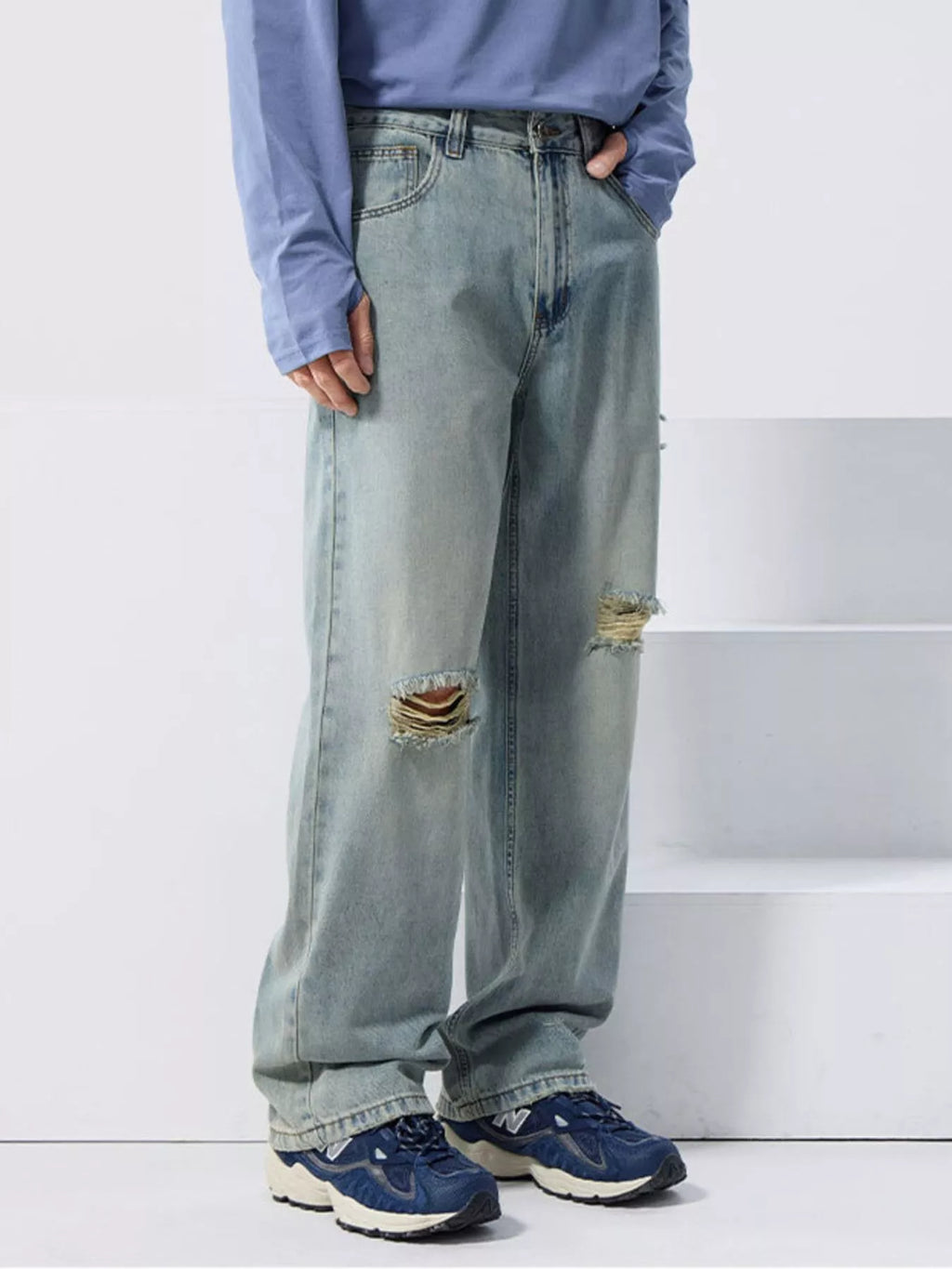 Men's Distressed Wide Leg Jeans