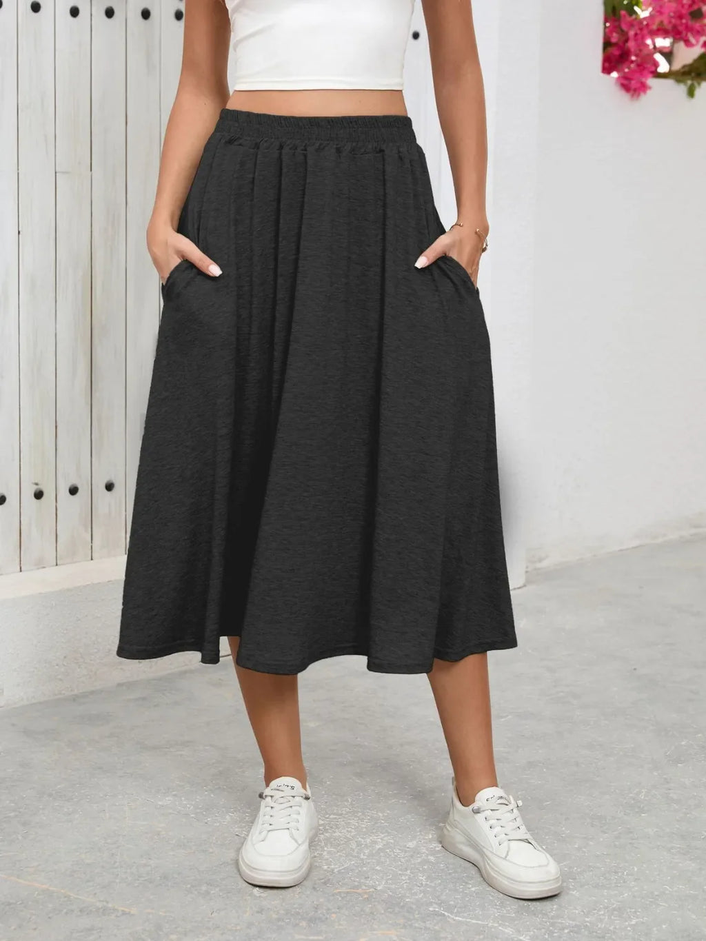 Elastic Waist Skirt With Pockets