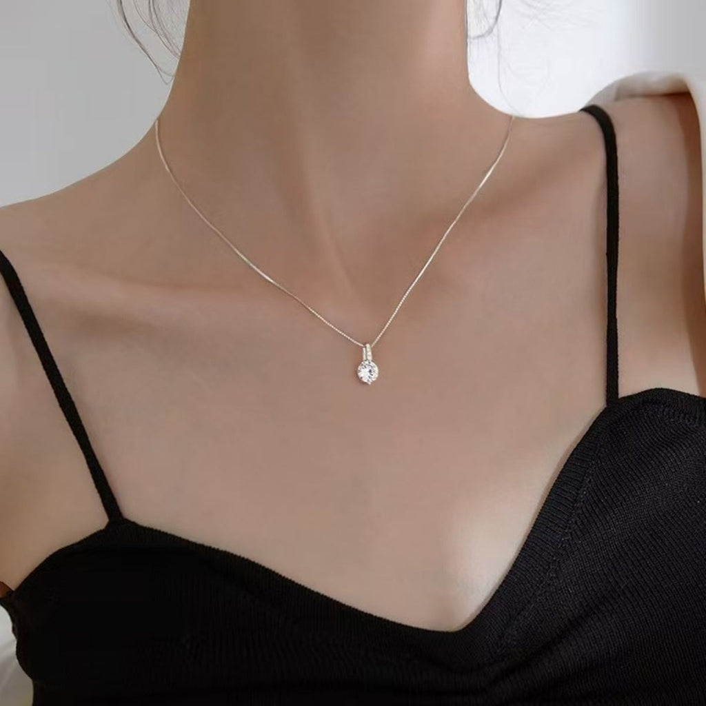 1 Carat Moissanite 925 Sterling Silver Pendant Necklace