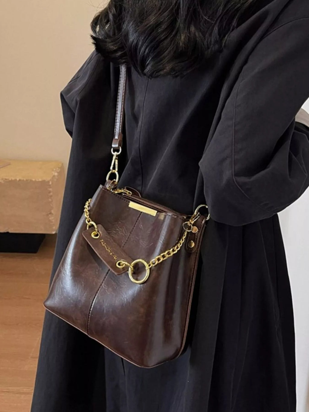 Chain Decor Crossbody Bag