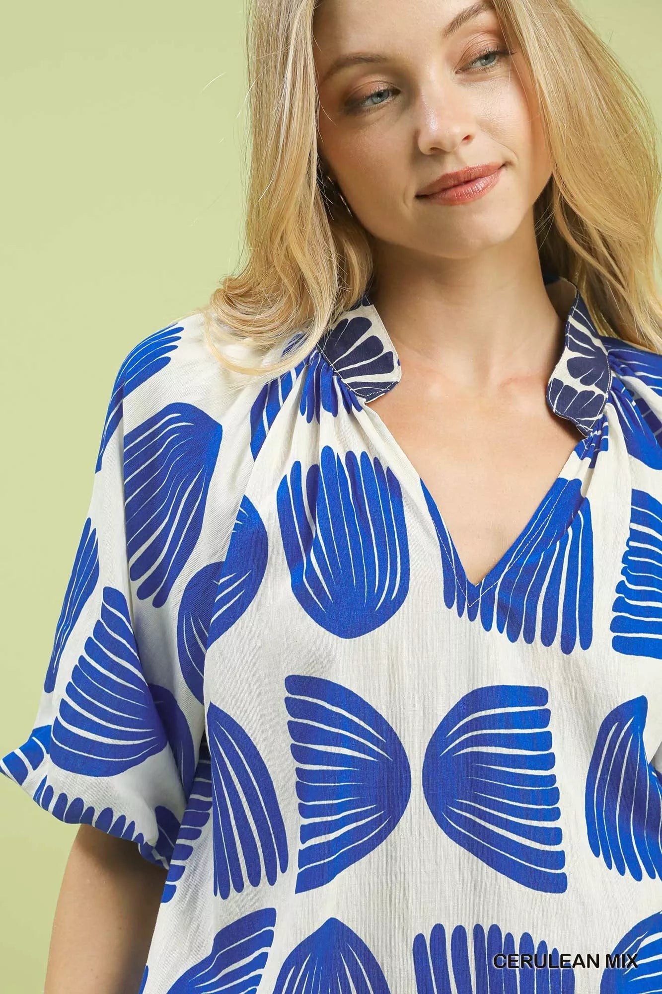 Umgee Shell Block Border Print Puff Sleeve Blouse