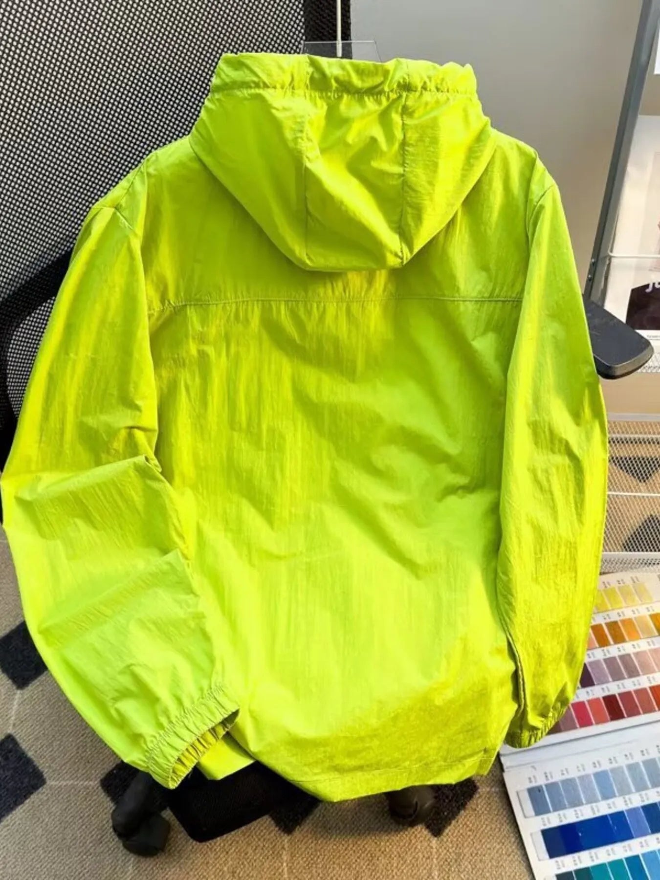 Men's Plus Size Lightweight Hooded Windbreaker Jacket