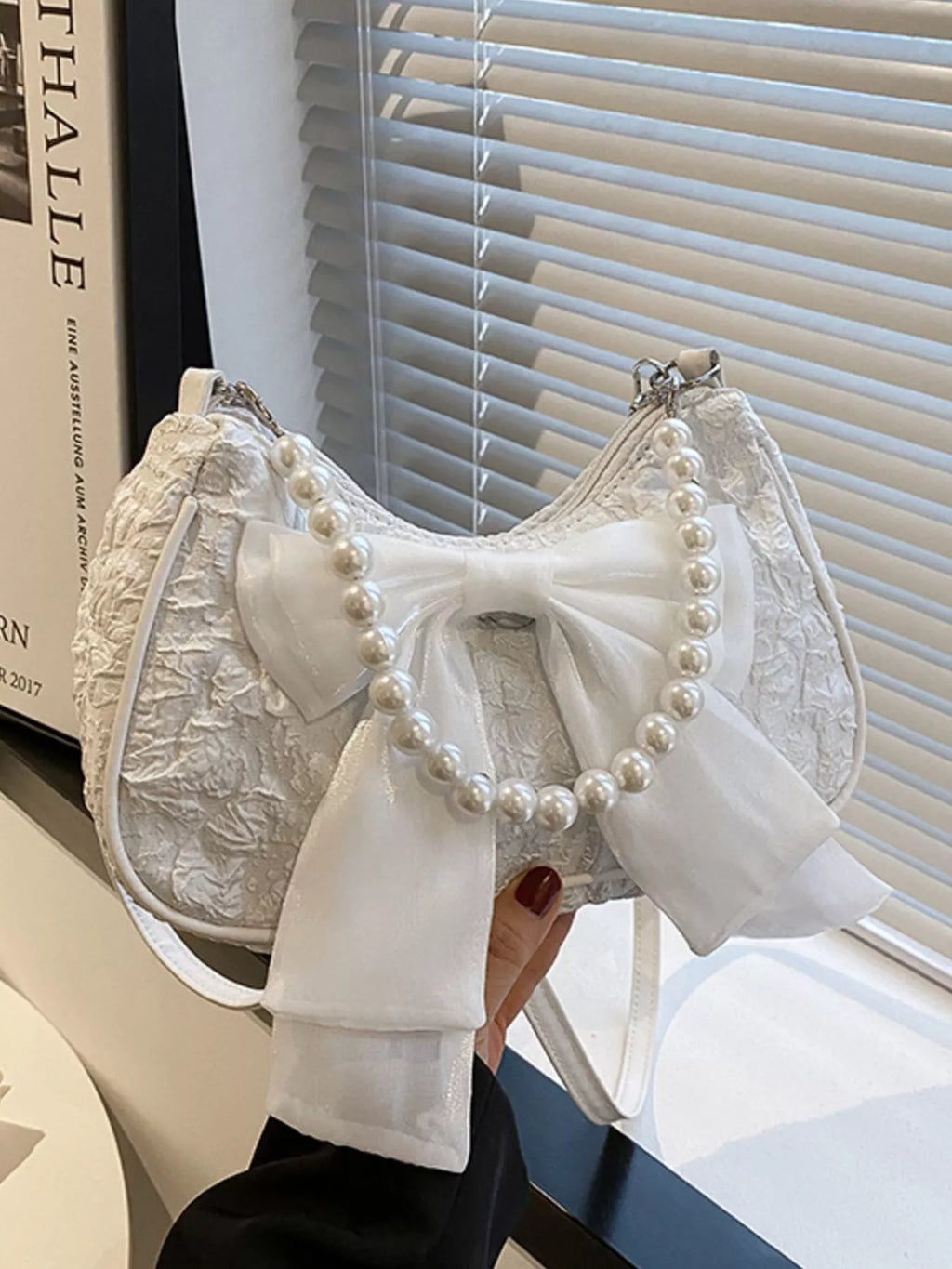Bow Pearl Chain Crossbody Bag