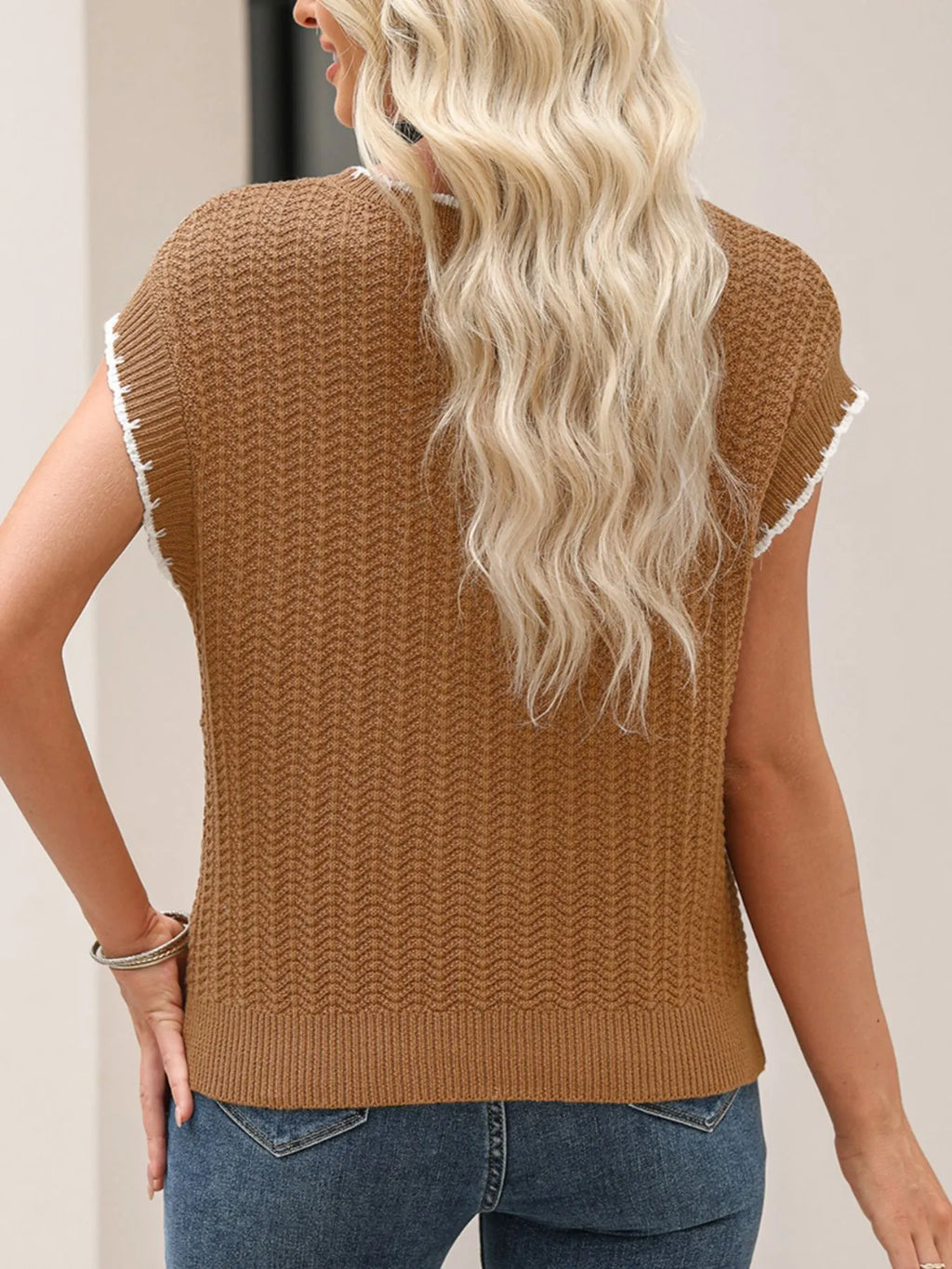 Contrast Trim Boxy Fit Sweater Vest