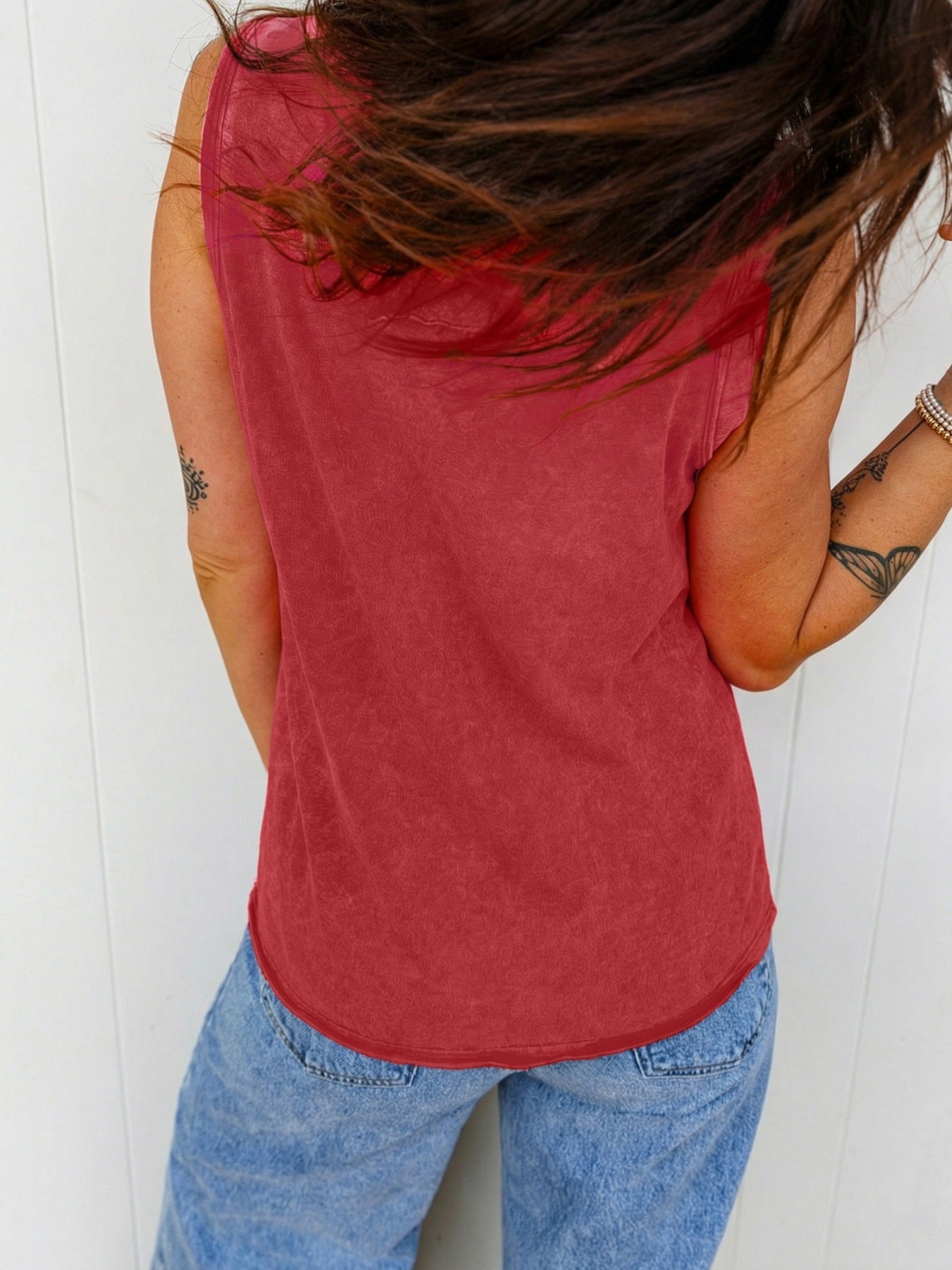 Wash V-Neck Tank Top