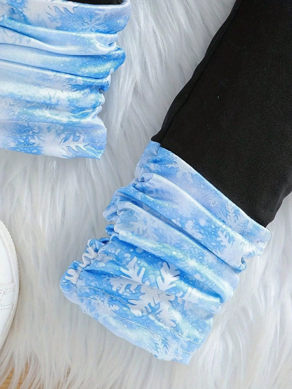 Children's Snowflake Hoodie and Leggings Set