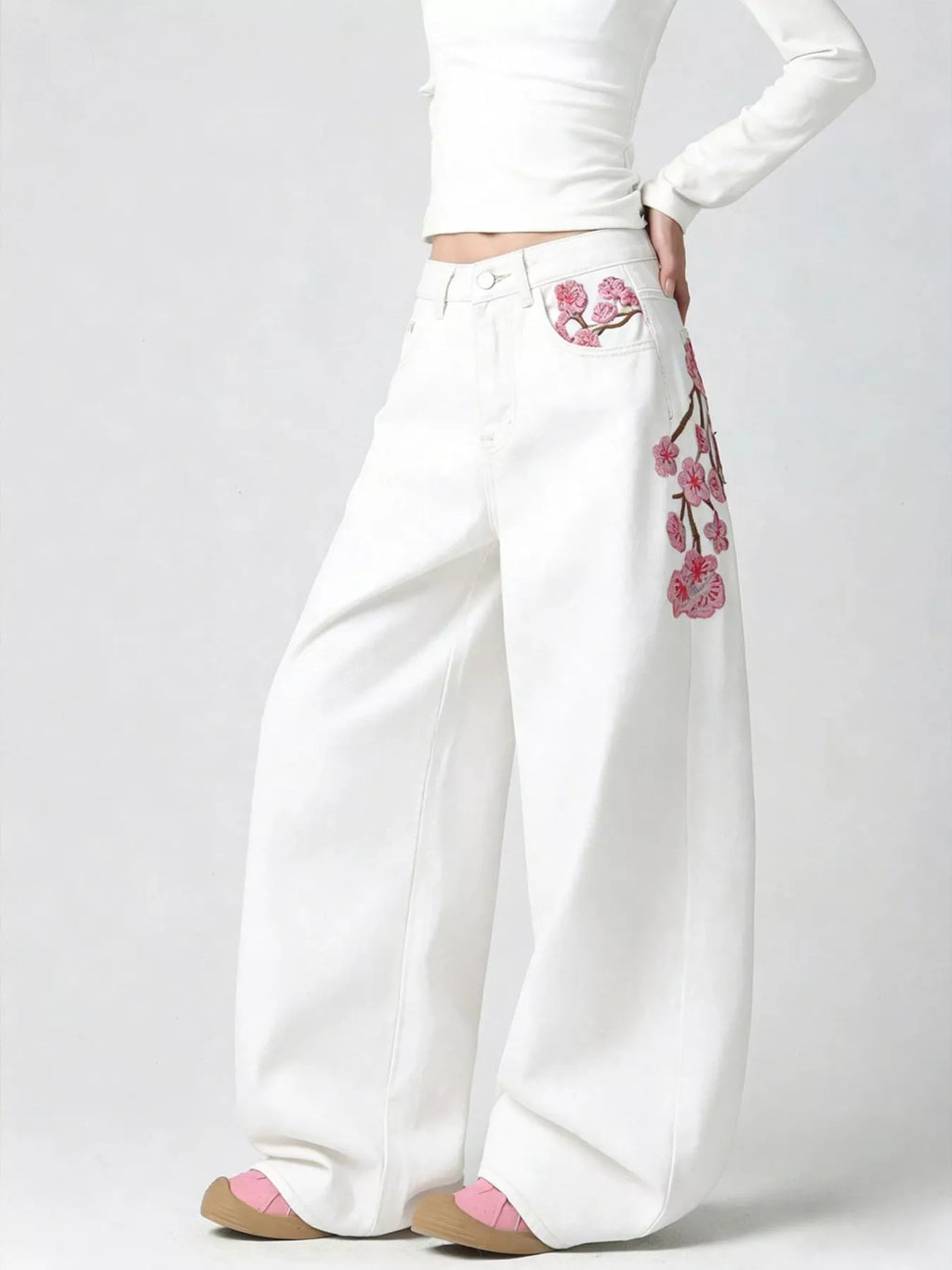 Embroidered Wide-Leg Jeans