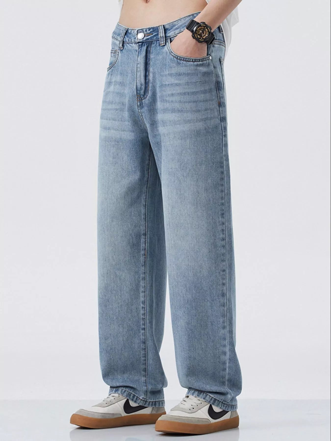Men's Wide Leg Relaxed Fit Jeans
