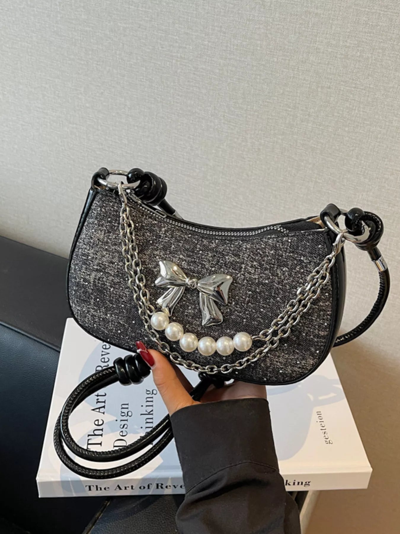 Bow Decor Chain Crossbody Bag