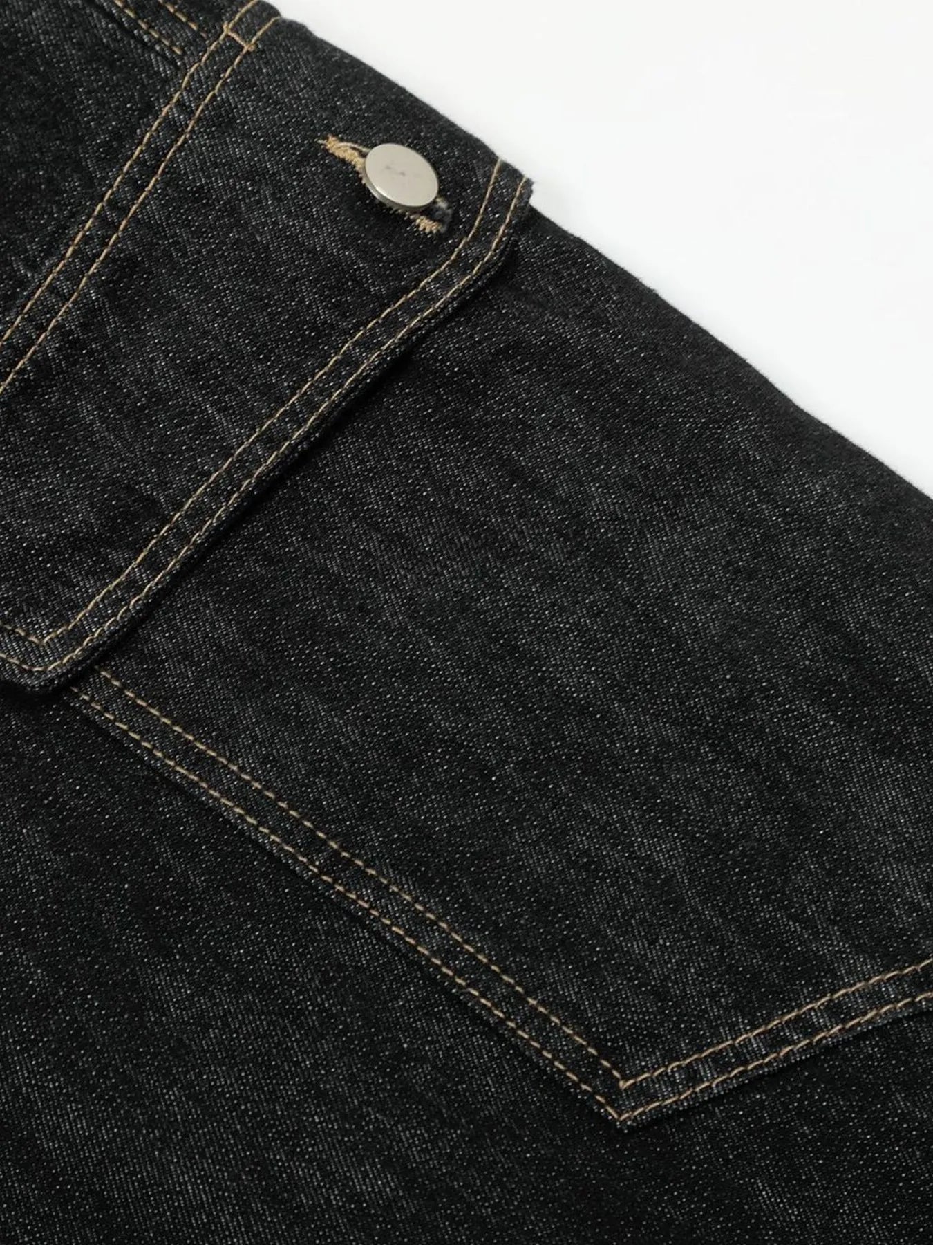 Men's Washed Curved Jeans with Contrast Stitching