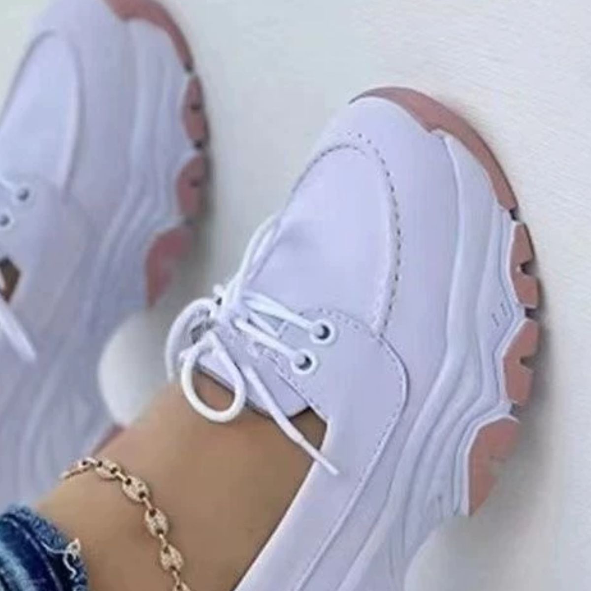 Lace Up Round Toe Sneakers