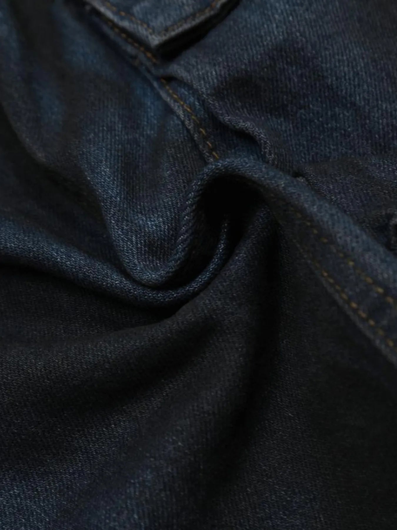 Men's Loose Fit Cargo Jeans
