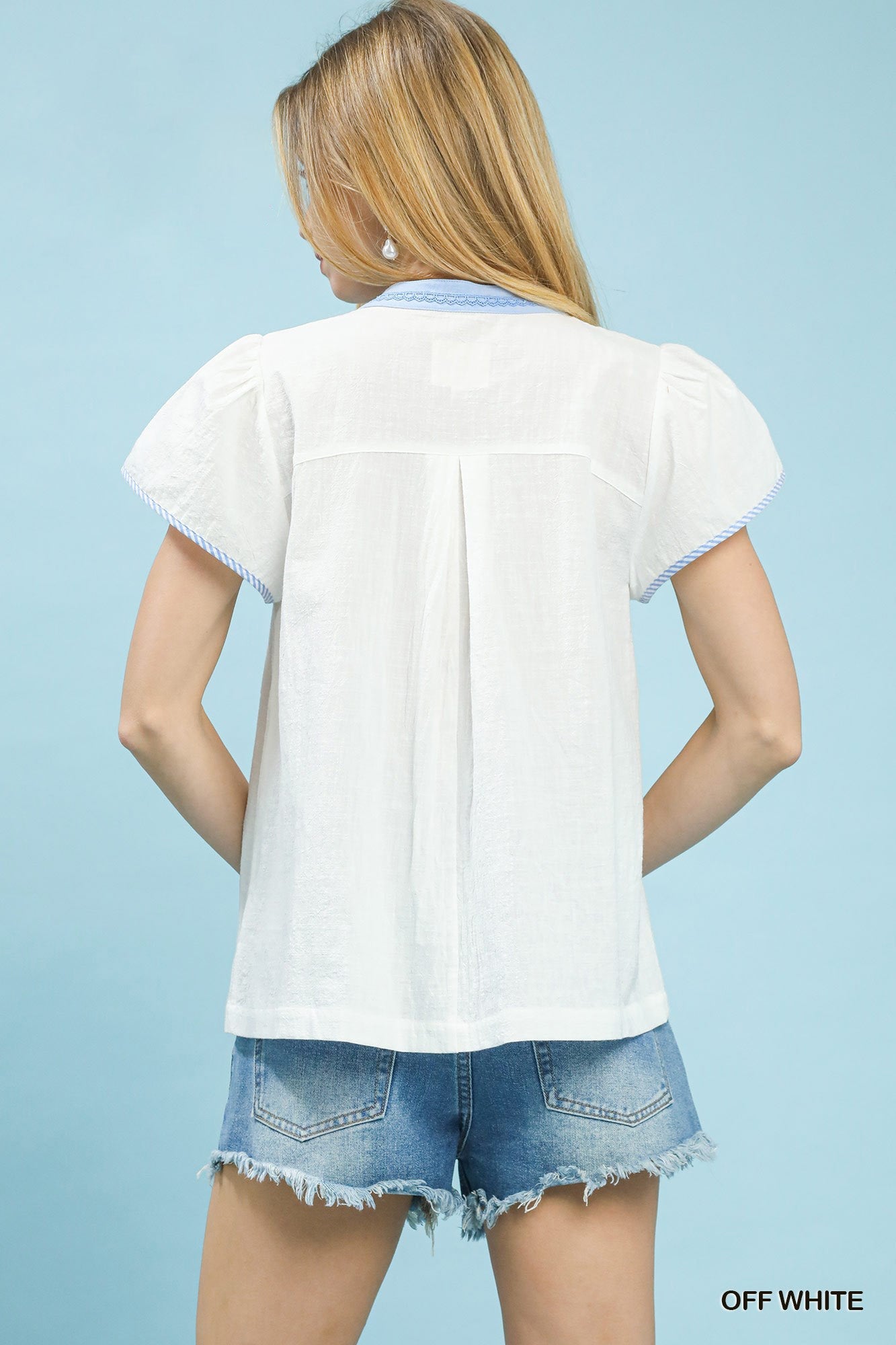 Umgee Abstract Applique Split Neck Top