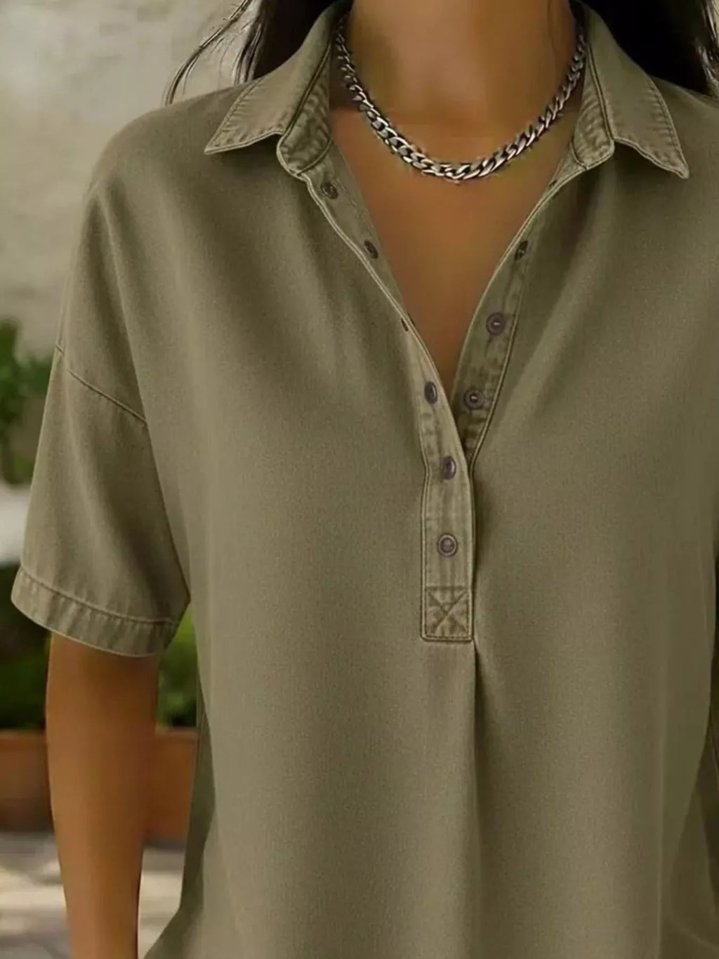 Snap Down Short Sleeve Blouse