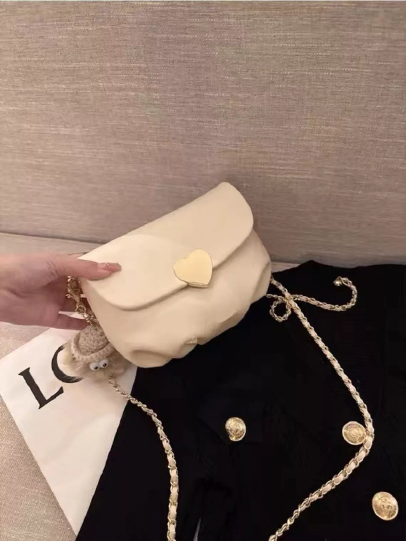 Heart Buckle Chain Crossbody Bag