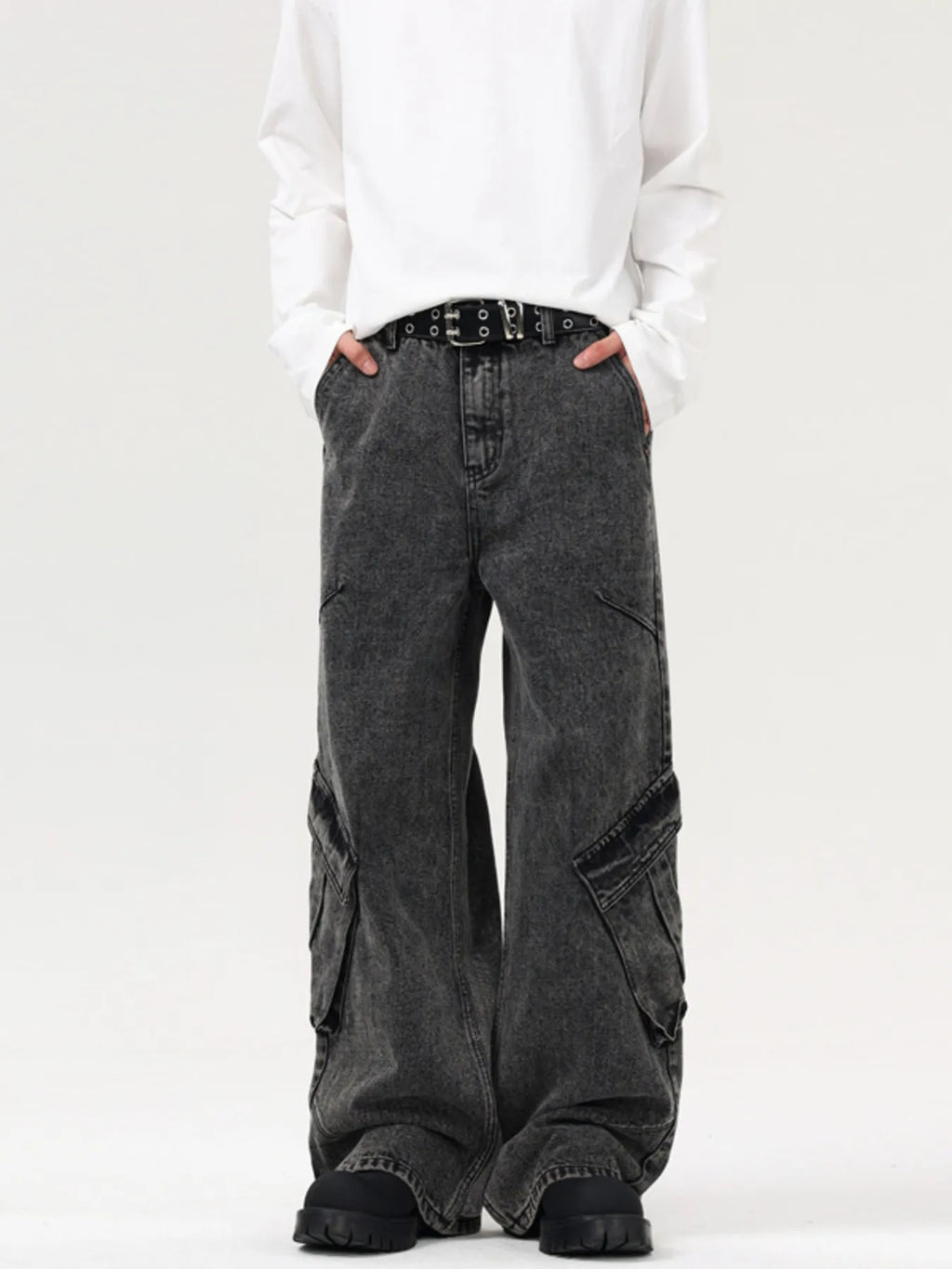 Men's Wide Leg Cargo Jeans
