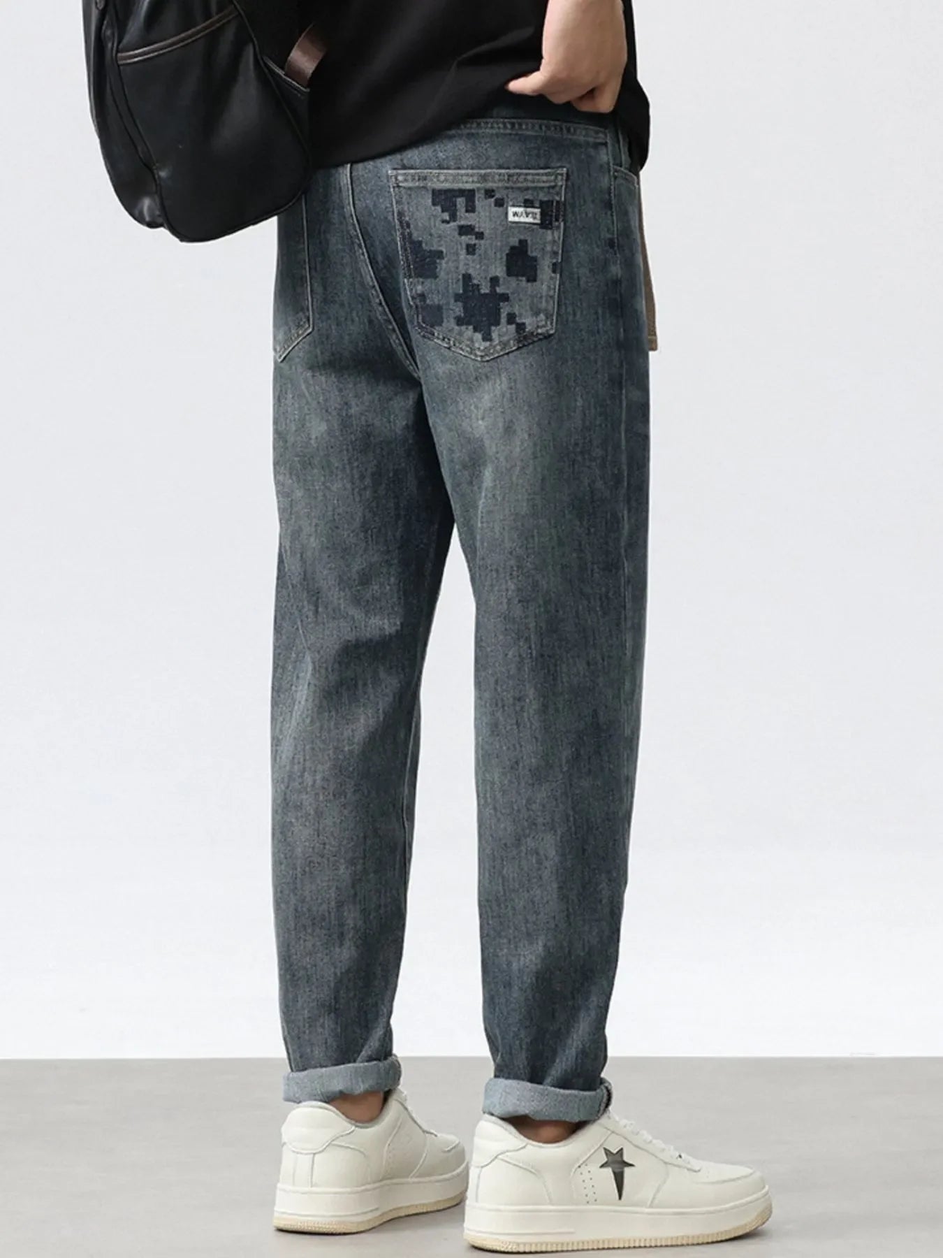 Men's Washed Relaxed Fit Wide Leg Jeans